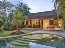 Villa Kubu Deluxe 2 bedroom, Pool and Garden